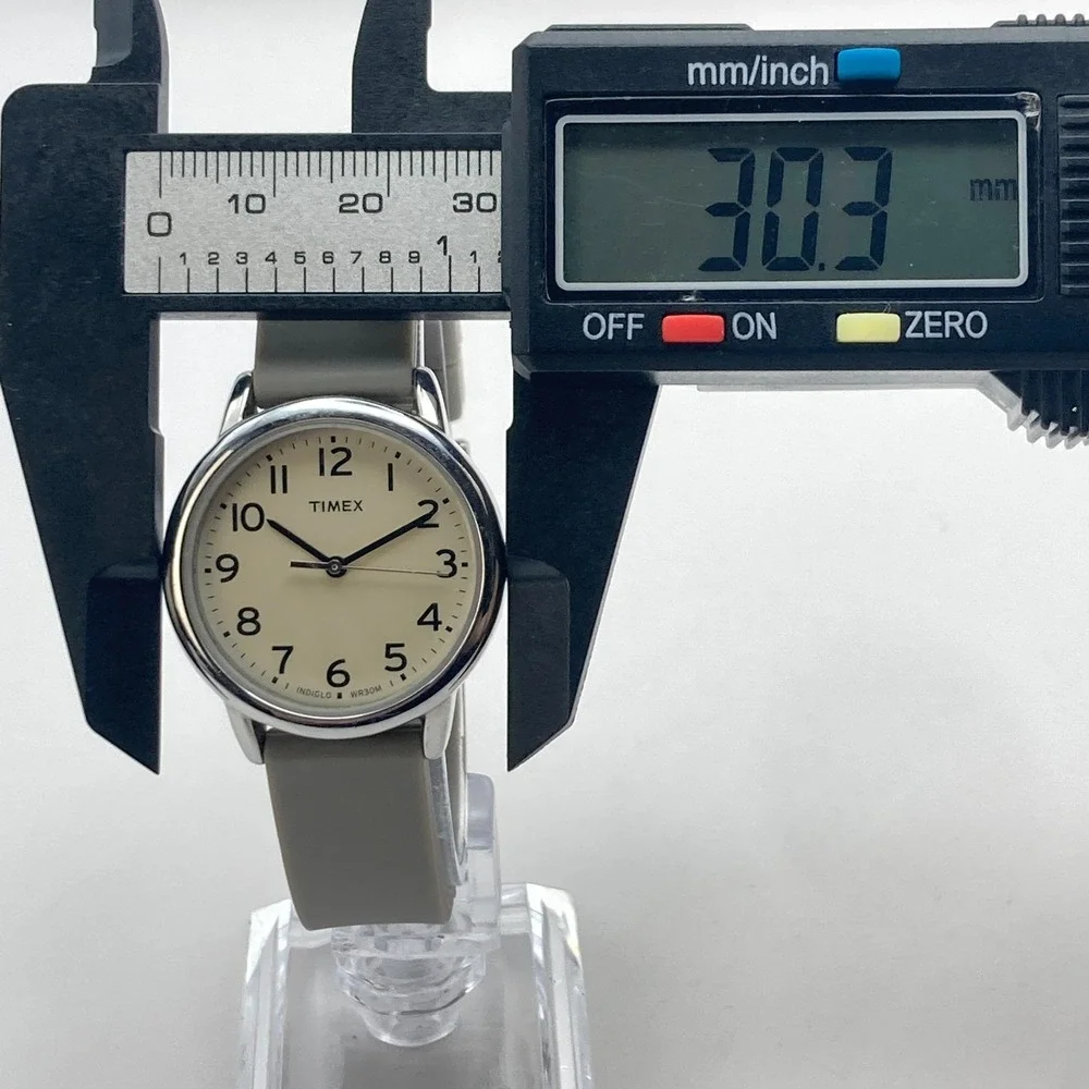 Timex Easy Reader Women's Watch 30mm Silver Tone Indiglo Silicone WR New Battery